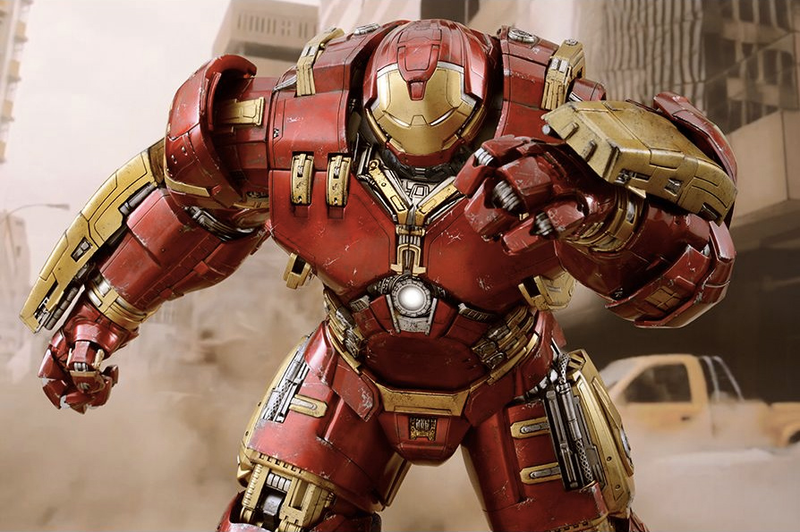 Illustration for article titled The First Official Shots of That Unbelievable Iron Man Hulkbuster Figure